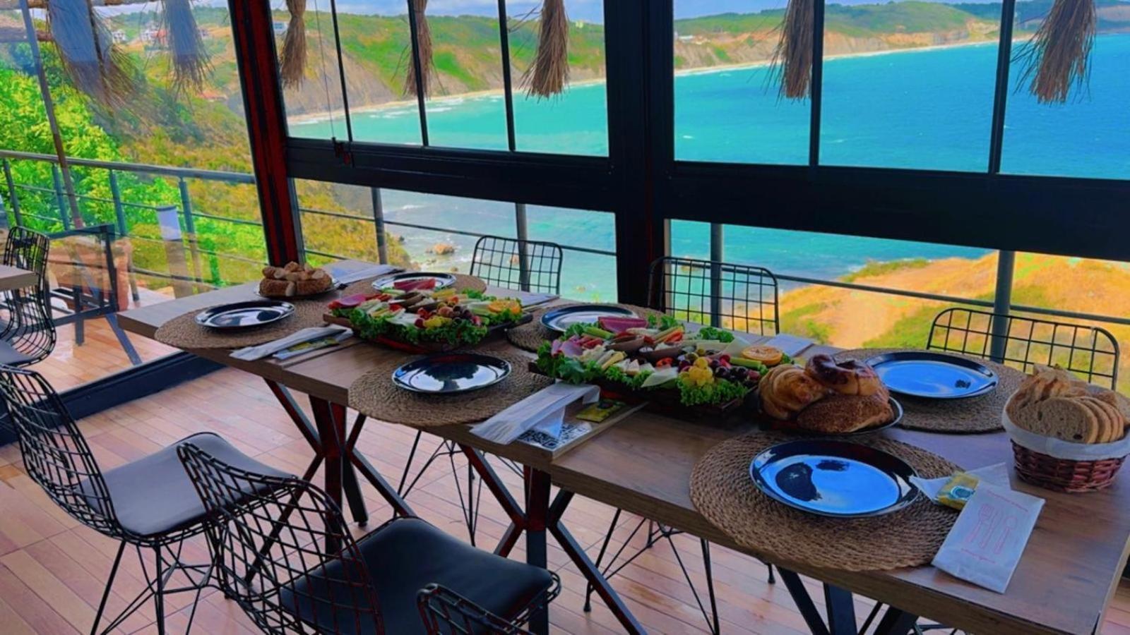 Marina Fener Hotel Istanbul Airport Karaburun  Exteriör bild